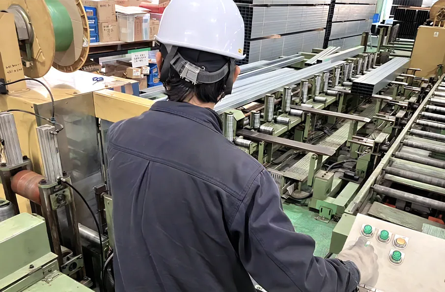 株式会社KMC 東北工場 工場風景